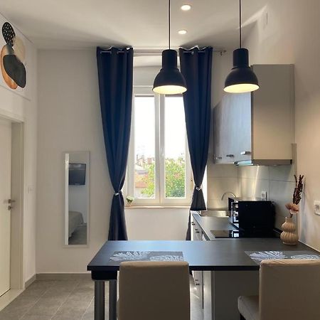 City Vibes Apartment 普拉 外观 照片